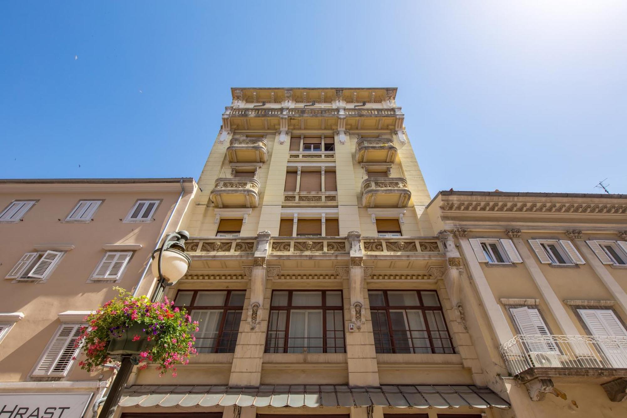 Il Quarto غييكا المظهر الخارجي الصورة